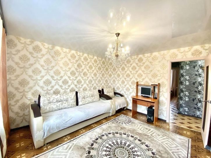 2-комн квартира Школьная улица