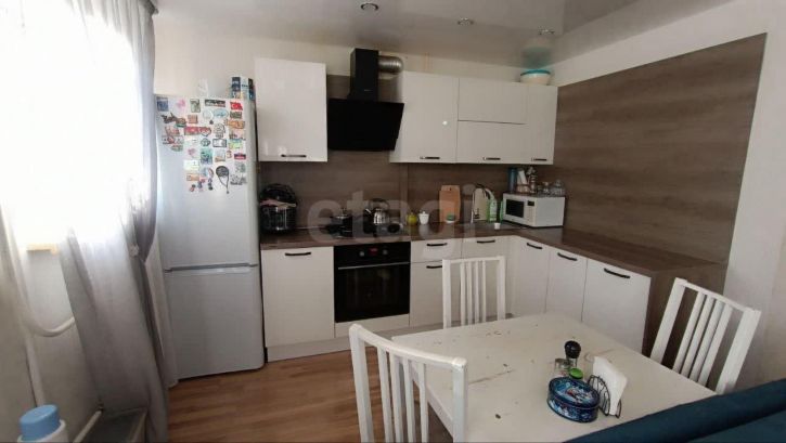 3-комн квартира улица Суворова