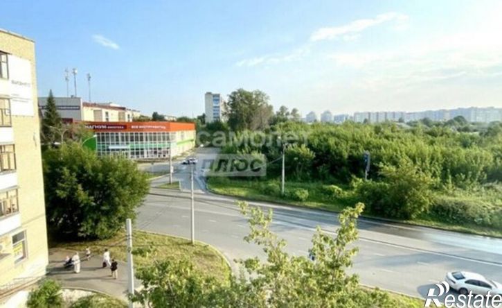 3-комн квартира ул Алюминиевая, 82,  д. 82