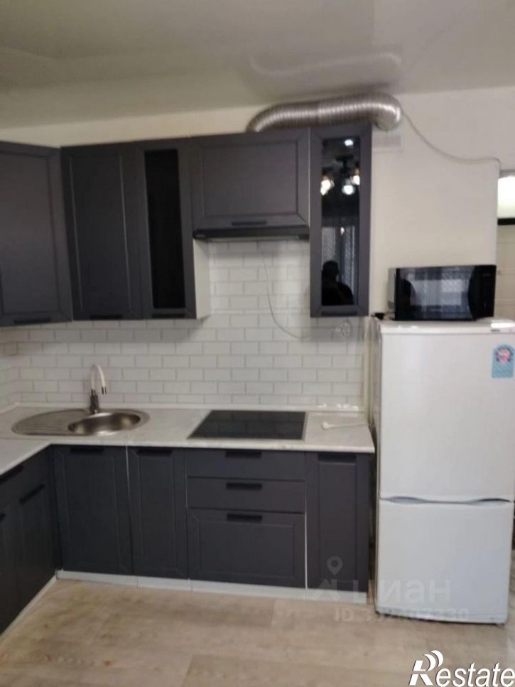 2-комн квартира ул Титова, 10а,  д. 10а