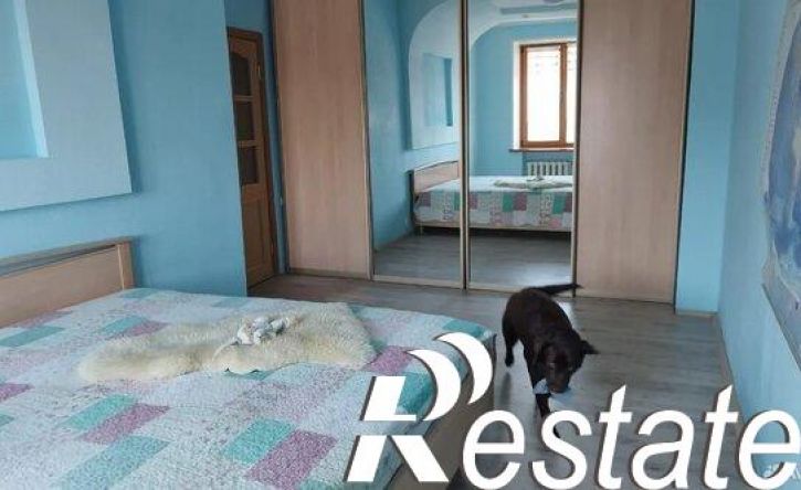 2-комн квартира улица Олега Кошевого, 15,  д. 15