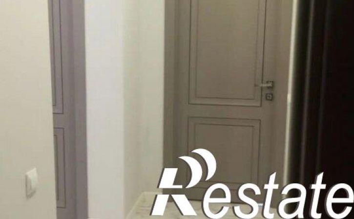 4-комн квартира Каменская улица, 81А,  д. 81А