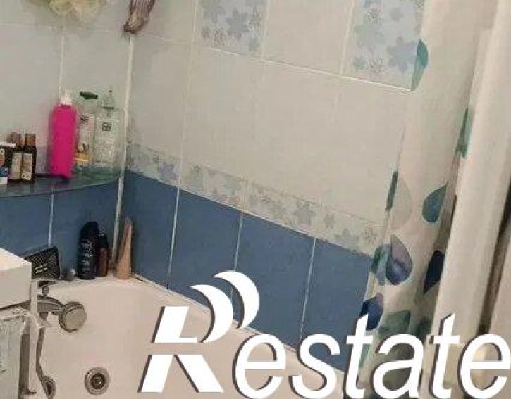 2-комн квартира Комсомольский бульвар, 54,  д. 54